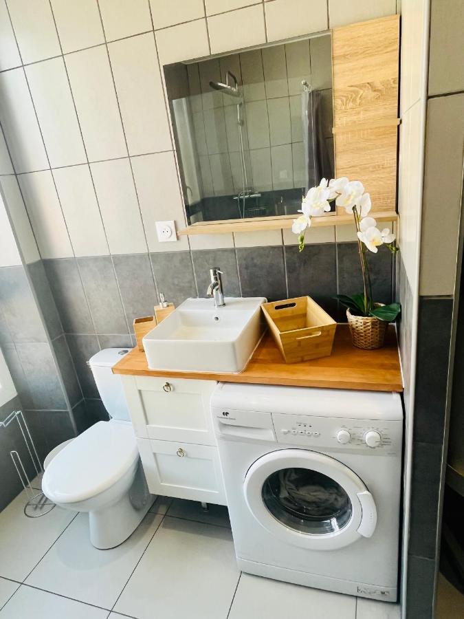 Superbe Duplex Design Neuf 2 Chambres, Climatise Tout Confort, Facile D,Acces Stationnement Gratuit Μασσαλία Εξωτερικό φωτογραφία