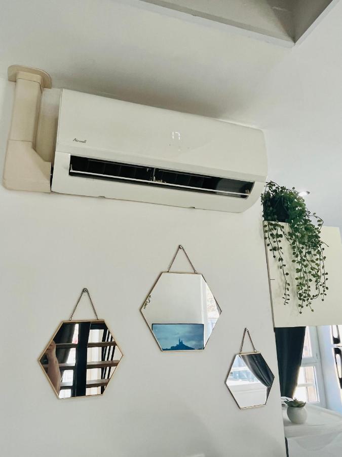 Superbe Duplex Design Neuf 2 Chambres, Climatise Tout Confort, Facile D,Acces Stationnement Gratuit Μασσαλία Εξωτερικό φωτογραφία