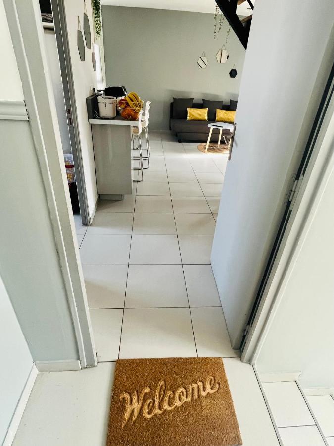 Superbe Duplex Design Neuf 2 Chambres, Climatise Tout Confort, Facile D,Acces Stationnement Gratuit Μασσαλία Εξωτερικό φωτογραφία